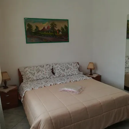 Paradiso Bed & Breakfast 3*